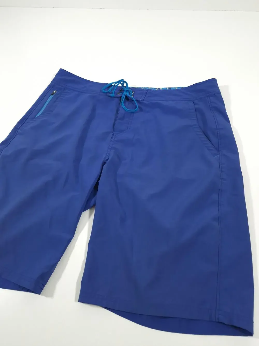 Stio Skyline Royal Board Shorts Mens 36 Blue Solid Stretch Swim Trunks Pockets